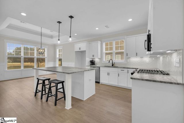 109 W Gunnery Court, Ninety Six, SC 29666