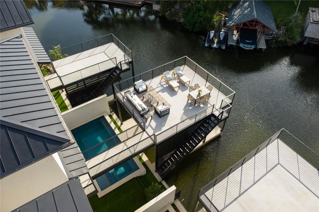 701 Hi Circle North DR B, Horseshoe Bay, TX 78657