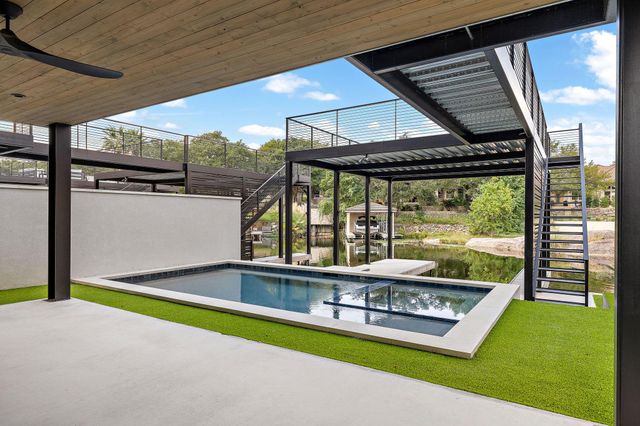 701 Hi Circle North DR B, Horseshoe Bay, TX 78657