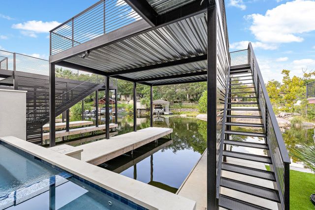 701 Hi Circle North DR B, Horseshoe Bay, TX 78657