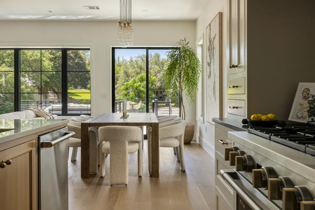 701 Hi Circle North DR B, Horseshoe Bay, TX 78657