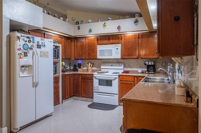 608 DROMEDARY COURT, Kissimmee, FL 34759