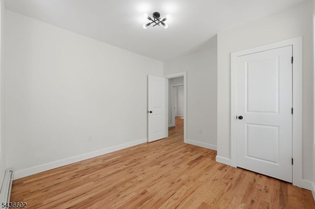 203 Hansbury Ave, Newark City, NJ 07112