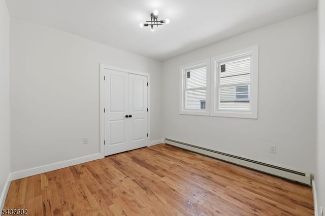 203 Hansbury Ave, Newark City, NJ 07112