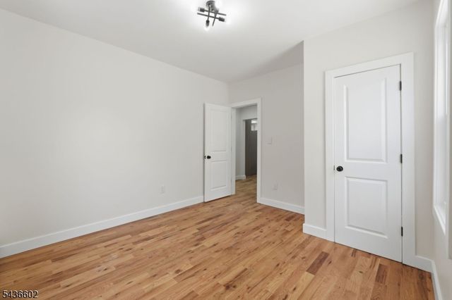 203 Hansbury Ave, Newark City, NJ 07112