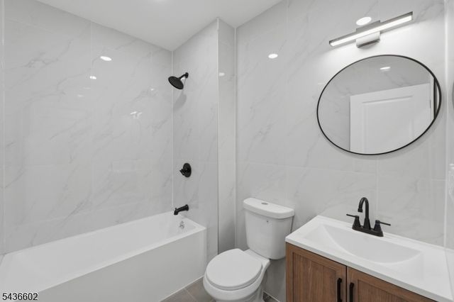 203 Hansbury Ave, Newark City, NJ 07112