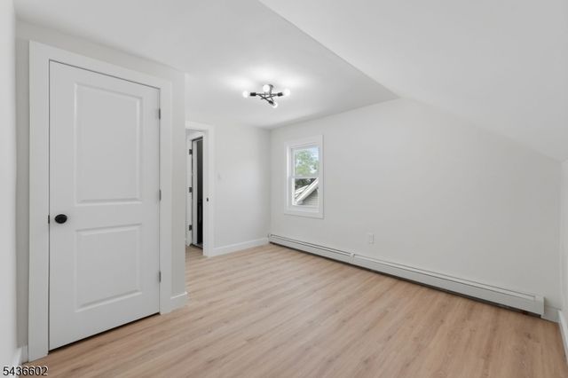 203 Hansbury Ave, Newark City, NJ 07112