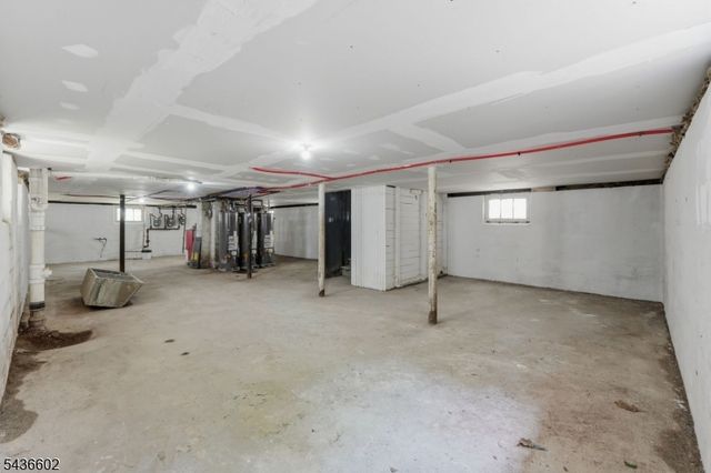 203 Hansbury Ave, Newark City, NJ 07112