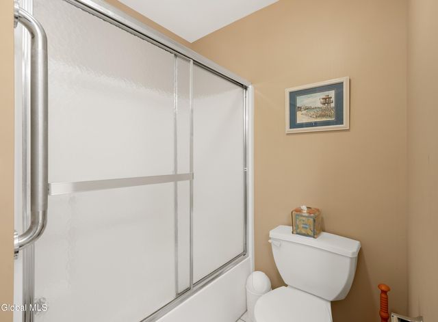 1200 Hillside Avenue 702, Niskayuna, NY 12309