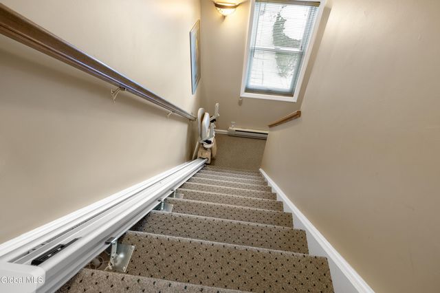 1200 Hillside Avenue 702, Niskayuna, NY 12309