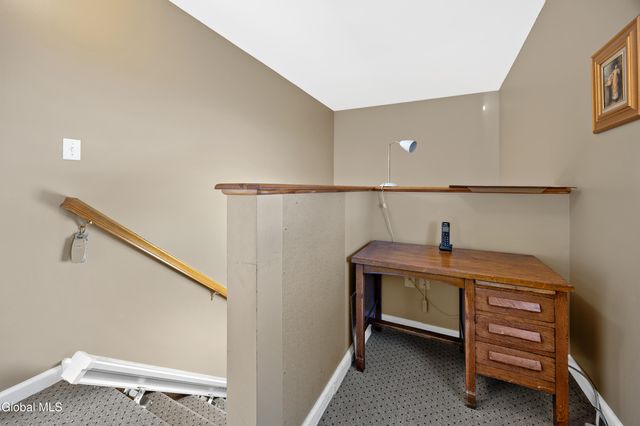 1200 Hillside Avenue 702, Niskayuna, NY 12309