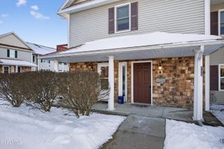 1200 Hillside Avenue 702, Niskayuna, NY 12309