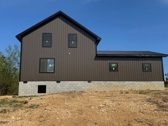 119 Pondview Dr, Hohenwald, TN 38462