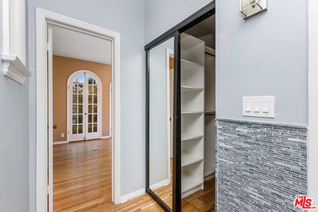 2238 EL CONTENTO Drive, Los Angeles, CA 90068