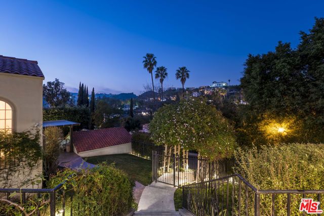 2238 EL CONTENTO Drive, Los Angeles, CA 90068