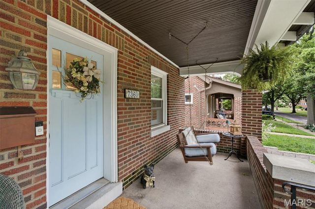 7360 Northmoor Drive, St Louis, MO 63105
