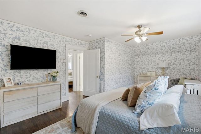 7360 Northmoor Drive, St Louis, MO 63105