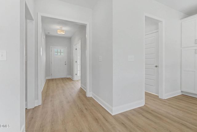 1513 Eastbay, Fayetteville, NC 28312