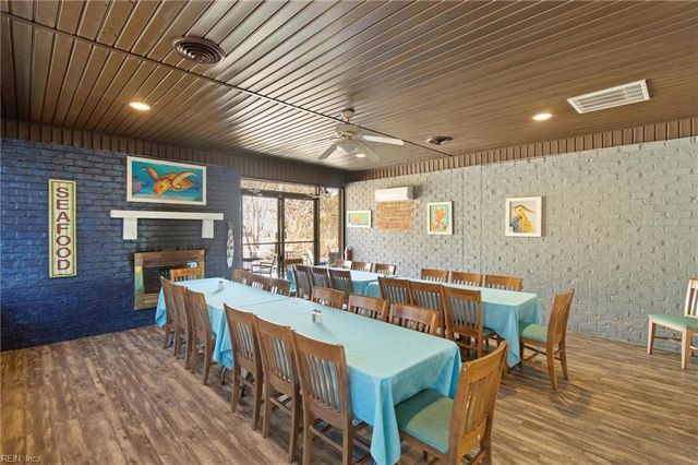 100 Carys Chapel RD, Poquoson, VA 23662