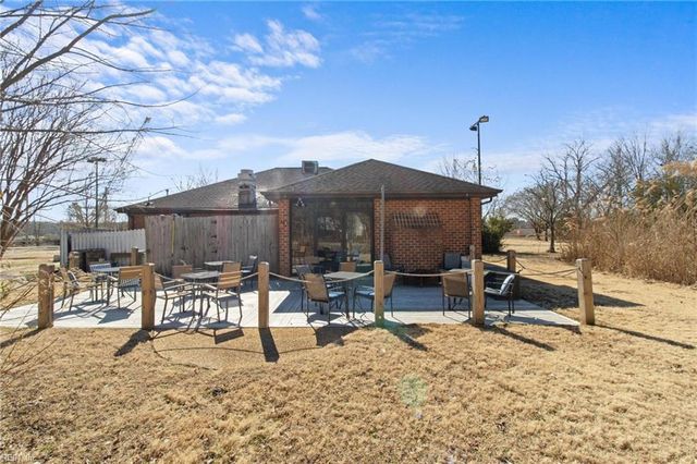 100 Carys Chapel RD, Poquoson, VA 23662