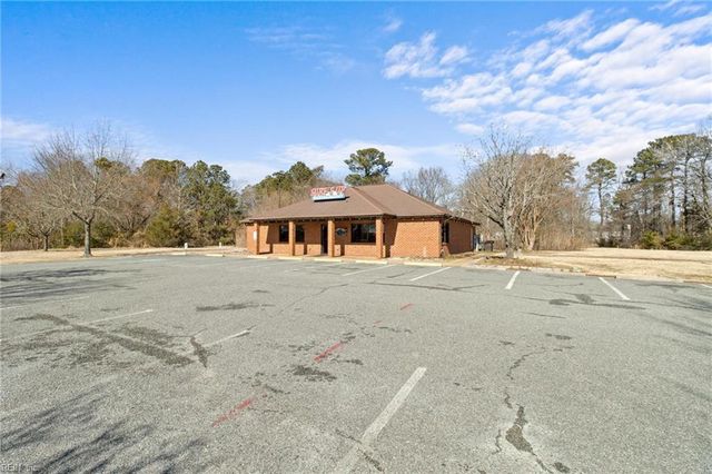 100 Carys Chapel RD, Poquoson, VA 23662