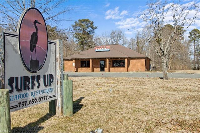 100 Carys Chapel RD, Poquoson, VA 23662