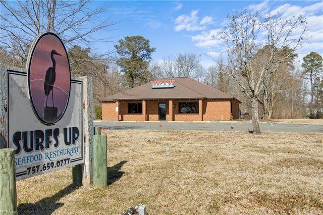 100 Carys Chapel RD, Poquoson, VA 23662