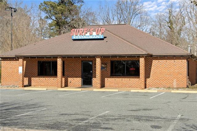 100 Carys Chapel RD, Poquoson, VA 23662