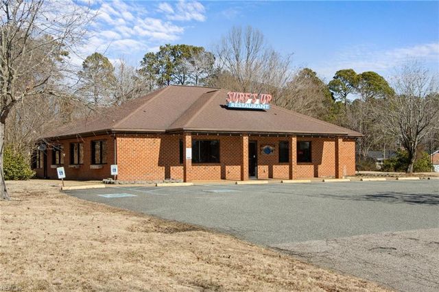 100 Carys Chapel RD, Poquoson, VA 23662