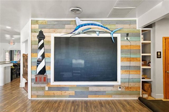 100 Carys Chapel RD, Poquoson, VA 23662