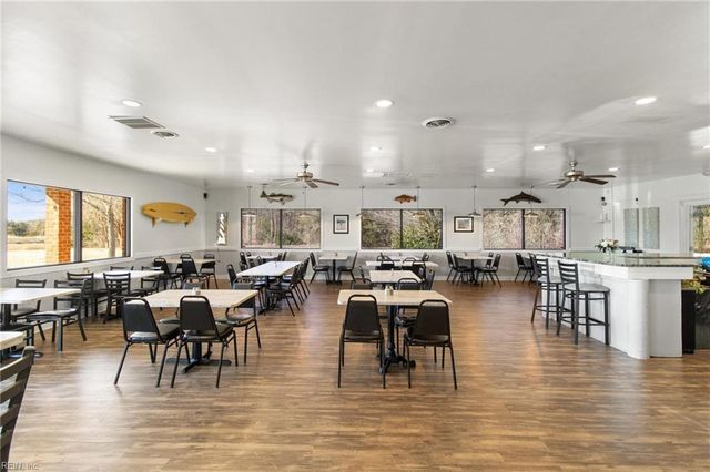 100 Carys Chapel RD, Poquoson, VA 23662