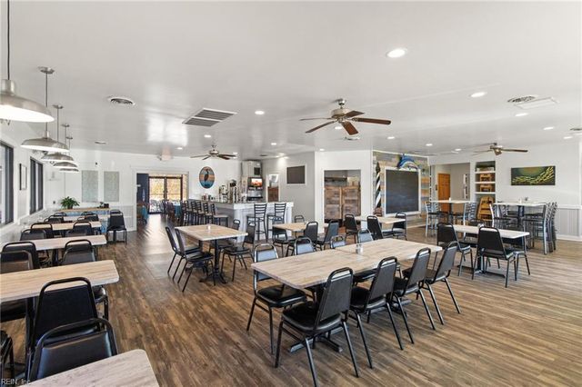 100 Carys Chapel RD, Poquoson, VA 23662