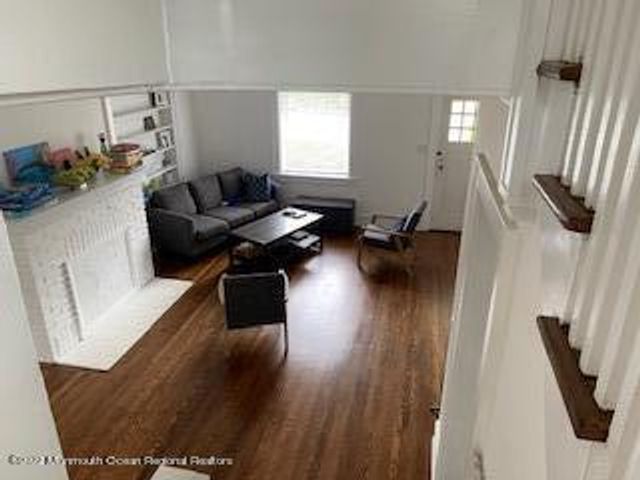 168 Norwood Avenue, Oakhurst, NJ 07755