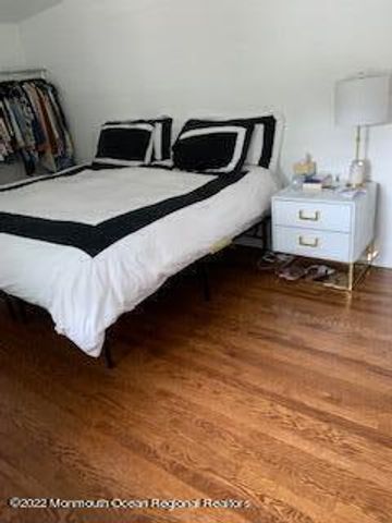 168 Norwood Avenue, Oakhurst, NJ 07755