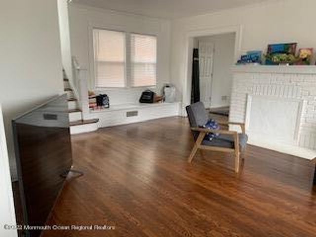 168 Norwood Avenue, Oakhurst, NJ 07755