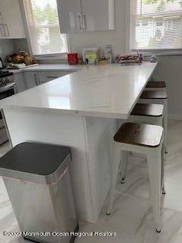 168 Norwood Avenue, Oakhurst, NJ 07755