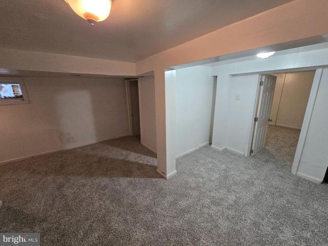 5131 HANNA PL SE, Washington, DC 20019