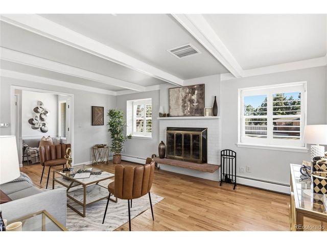 2110 Applewood Dr, Lakewood, CO 80215