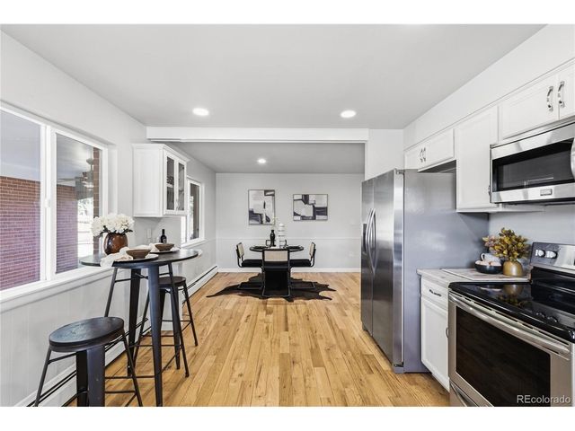 2110 Applewood Dr, Lakewood, CO 80215