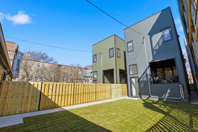4844 N Hermitage Avenue, Chicago, IL 60640