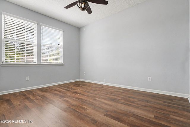 4591 SILVERTHORN Drive, Jacksonville, FL 32258