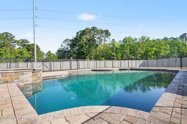 4591 SILVERTHORN Drive, Jacksonville, FL 32258