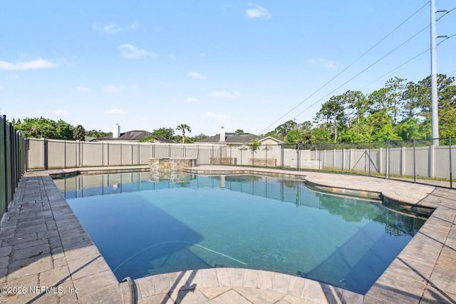 4591 SILVERTHORN Drive, Jacksonville, FL 32258