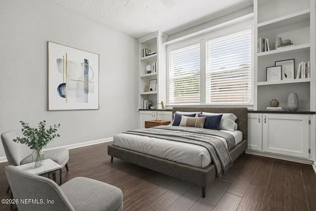 4591 SILVERTHORN Drive, Jacksonville, FL 32258