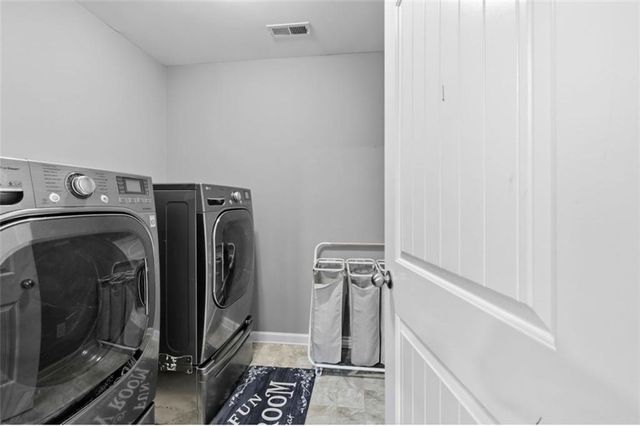 20 Wellbrook Ct, Covington, GA 30016