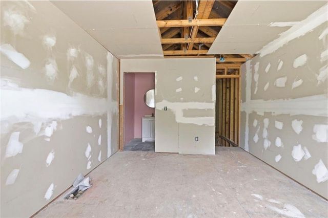 20 Wellbrook Ct, Covington, GA 30016