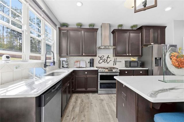 20 Wellbrook Ct, Covington, GA 30016