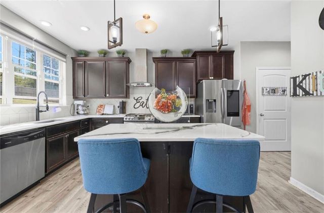 20 Wellbrook Ct, Covington, GA 30016