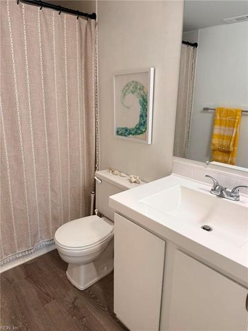 2990 Saint Albans CMN, Virginia Beach, VA 23452