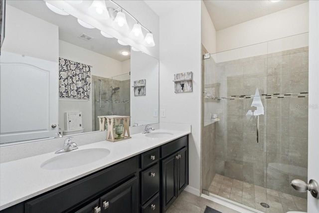 10591 HERON HIDEAWAY LOOP, Land O Lakes, FL 34638